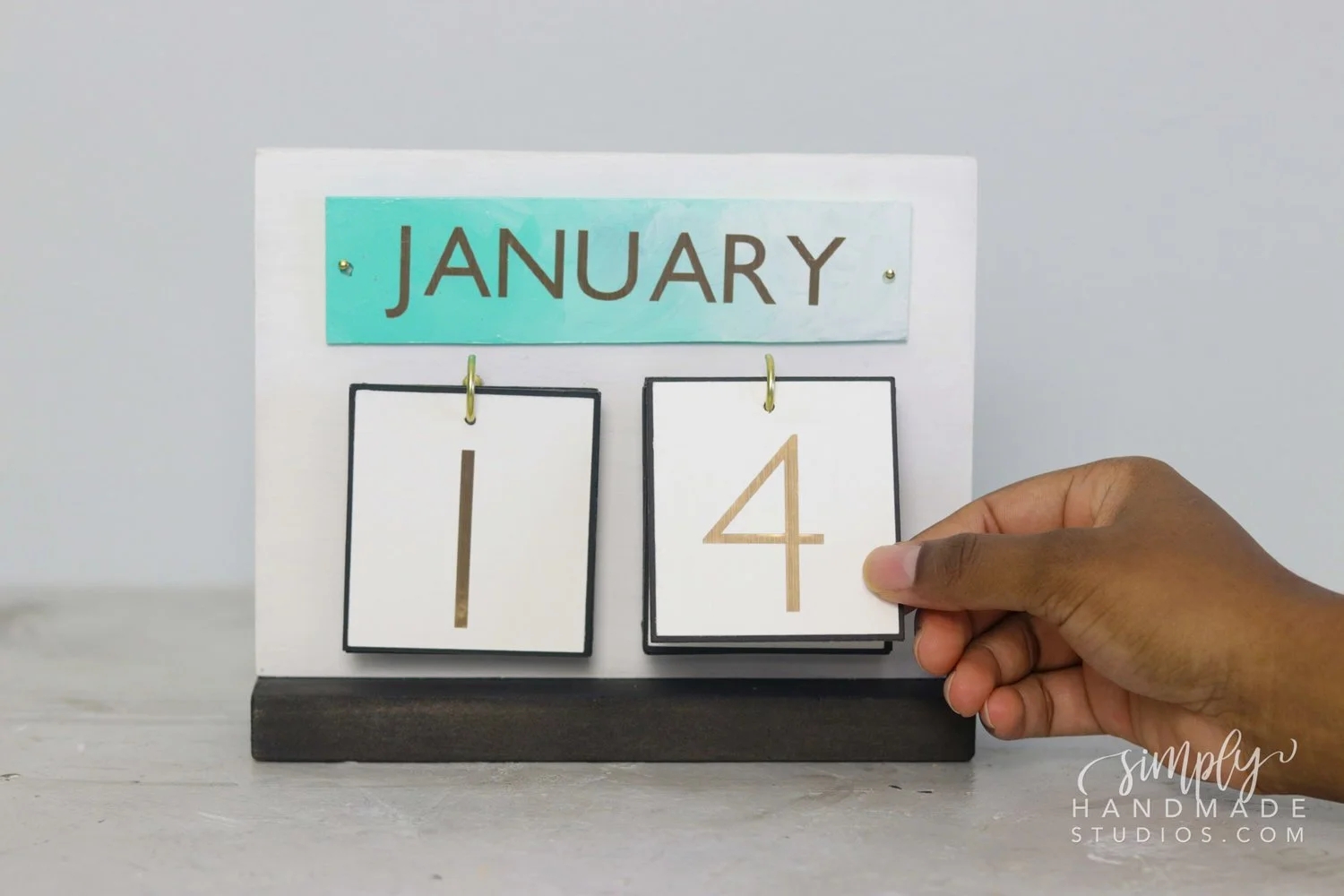DIY Desk Calendar SIMPLY HANDMADE STUDIOS